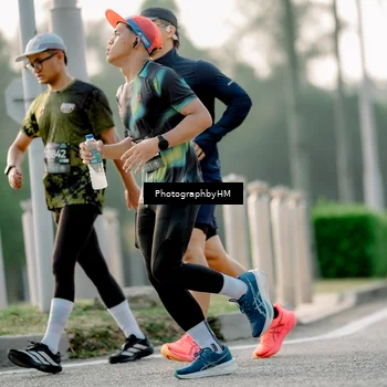 Runner Photo 6678285