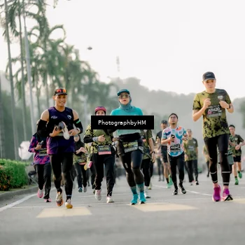 Runner Photo 6678302