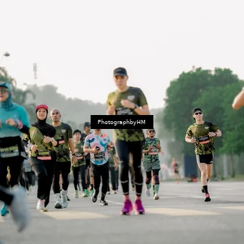 Runner Photo 6678329