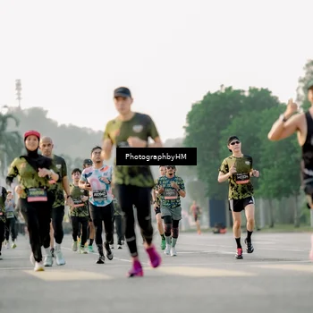 Runner Photo 6678335
