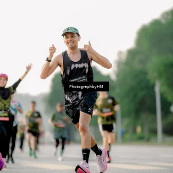 Runner Photo 6678345