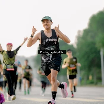 Runner Photo 6678354