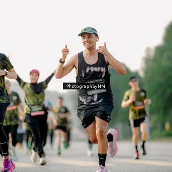 Runner Photo 6678355