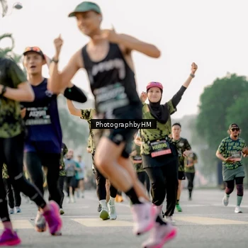 Runner Photo 6678358
