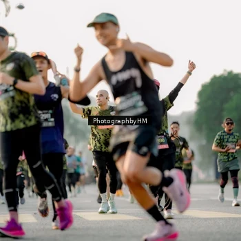 Runner Photo 6678363