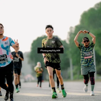 Runner Photo 6678427