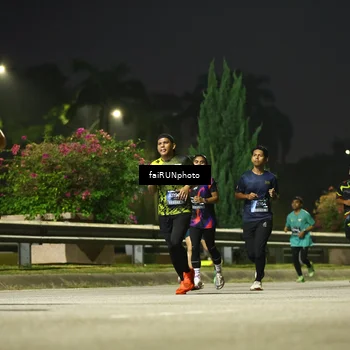 Runner Photo 6678489