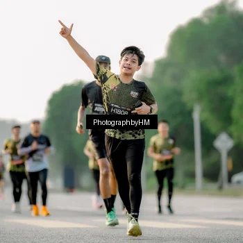 Runner Photo 6678517