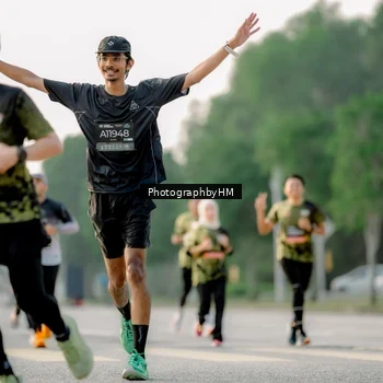 Runner Photo 6678544