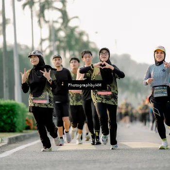 Runner Photo 6678592