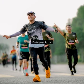 Runner Photo 6678643