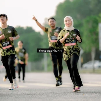 Runner Photo 6678652