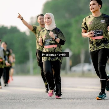 Runner Photo 6678665