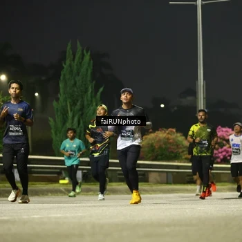Runner Photo 6678669