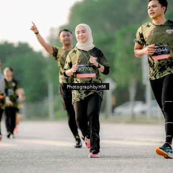 Runner Photo 6678671