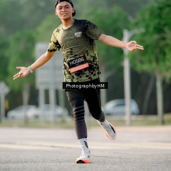 Runner Photo 6678710