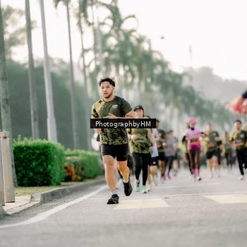 Runner Photo 6678715