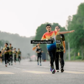 Runner Photo 6678727