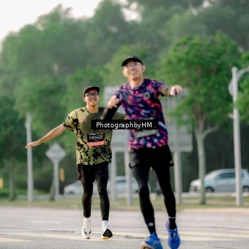 Runner Photo 6678773