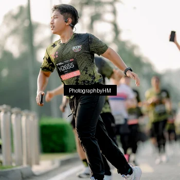 Runner Photo 6678860