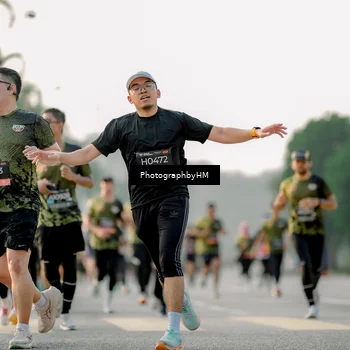 Runner Photo 6678911