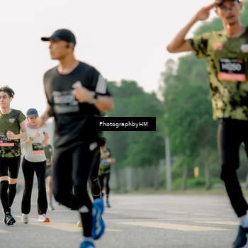 Runner Photo 6678929