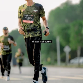 Runner Photo 6678934