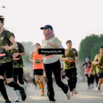 Runner Photo 6678974