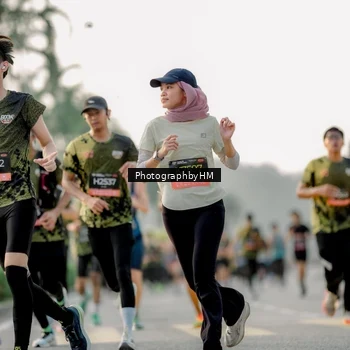 Runner Photo 6678990