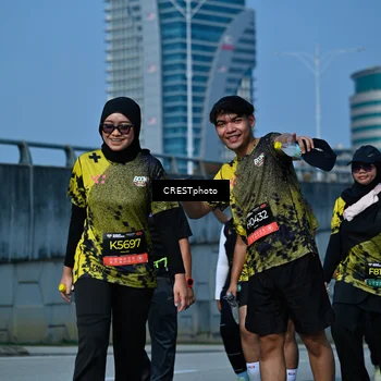 Runner Photo 6679003