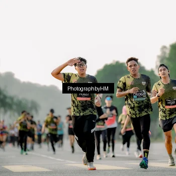 Runner Photo 6679007