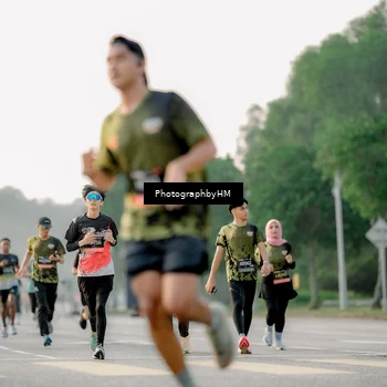 Runner Photo 6679025