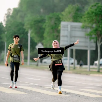 Runner Photo 6679035