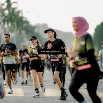 Runner Photo 6679076