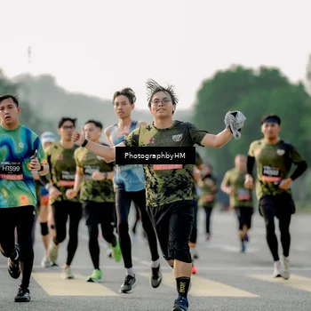 Runner Photo 6679118