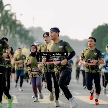 Runner Photo 6679136