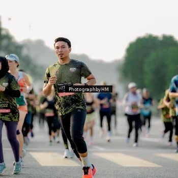 Runner Photo 6679143