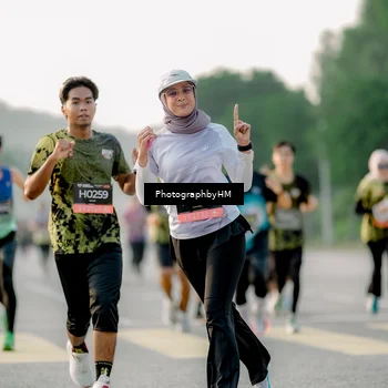 Runner Photo 6679218