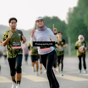Runner Photo 6679221