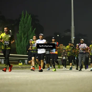 Runner Photo 6679236
