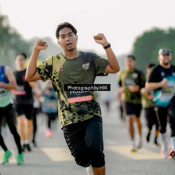 Runner Photo 6679240
