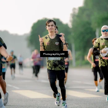 Runner Photo 6679272