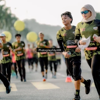 Runner Photo 6679290