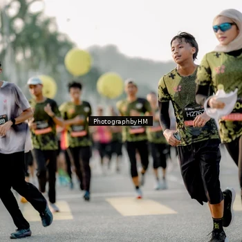Runner Photo 6679306