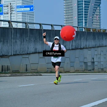 Runner Photo 6679324