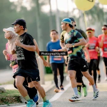 Runner Photo 6679392