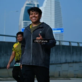 Runner Photo 6679395