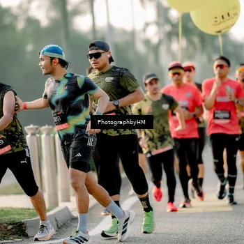 Runner Photo 6679406