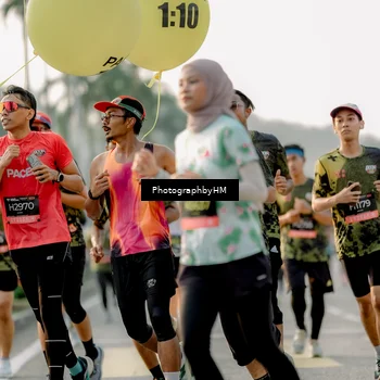 Runner Photo 6679493