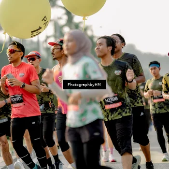 Runner Photo 6679502